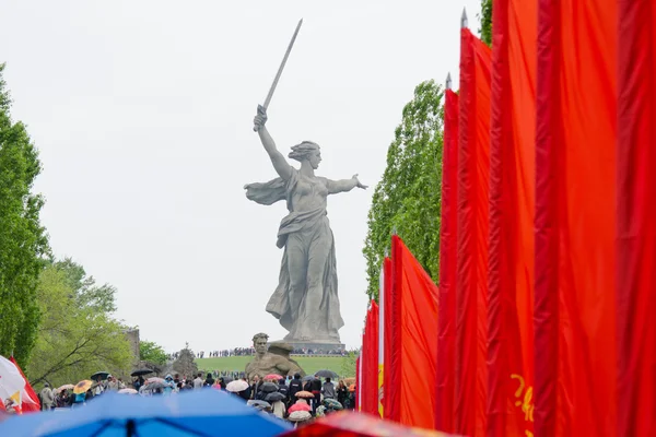 Sculpture Motherland Calls, With red flags on the right side
