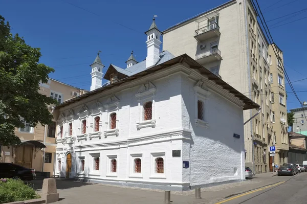 Chamber of Gregory Araslanova, Bryusov Lane, house 1a, architectural monument of the 17th century, the object of cultural heritage