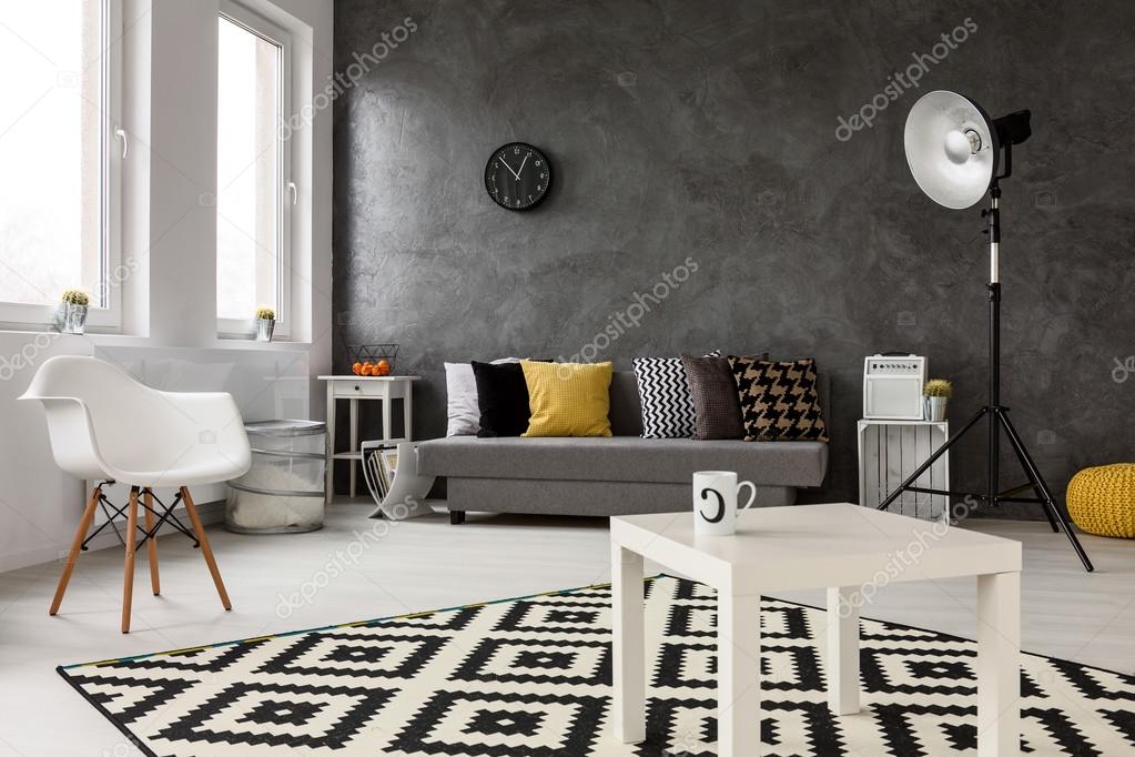 Design contemporaneo dell'ampio salone — foto stock © photographee ... Saloni con parquet