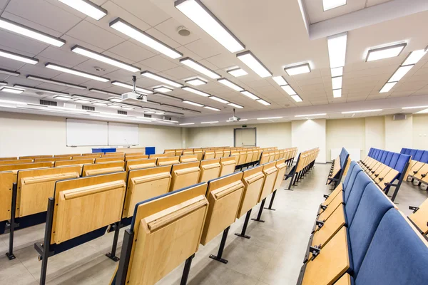 Clear space of lecture hall