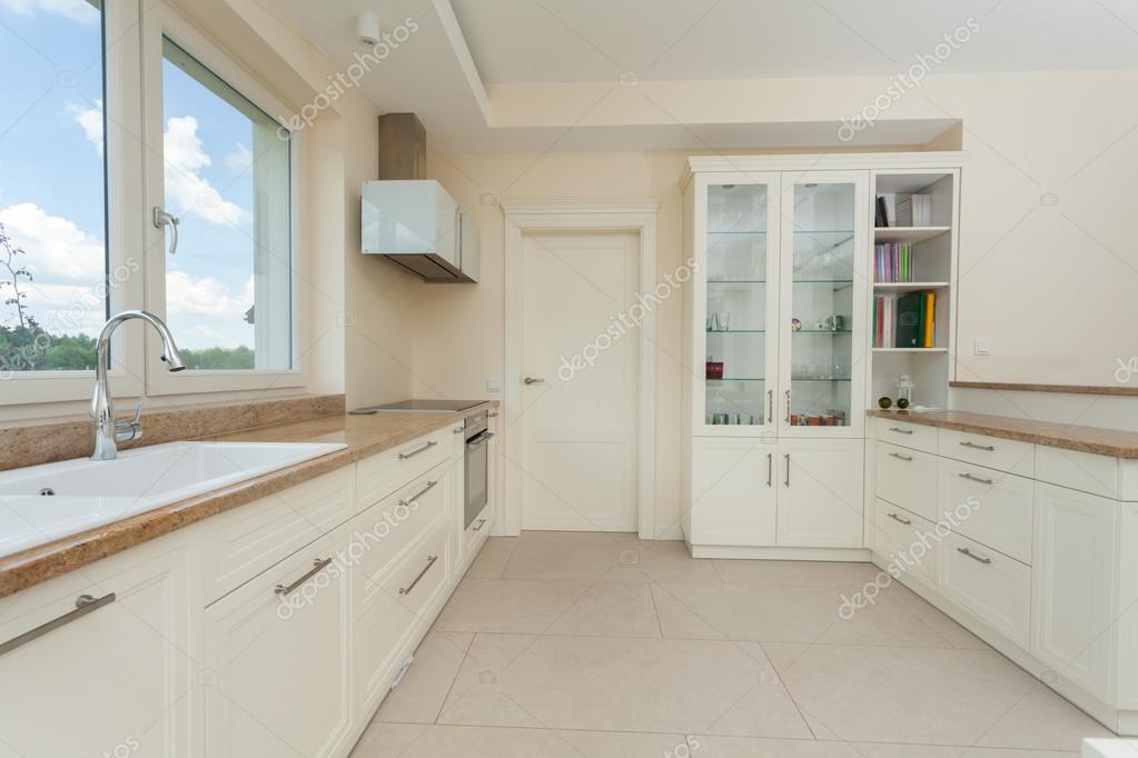 Moderne witte keuken met granieten toppeníë í°ì ë¶ì íê°ì ...