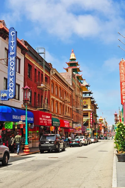 San Francisco: view of Chinatown neighborhood