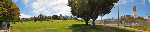 San Francisco: panoramic view of Mission Dolores Park