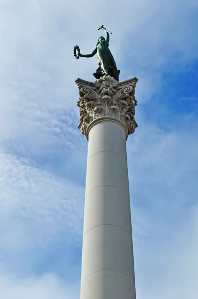 San Francisco, Union Square: the Goddess of Victory statue by Robert Ingersoll Aitken atop the Dewey Monument