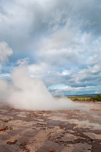 Iceland: the eruption of the Great Geysir