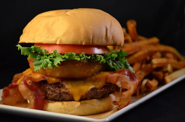 Bacon and Onion Ring Cheeseburger