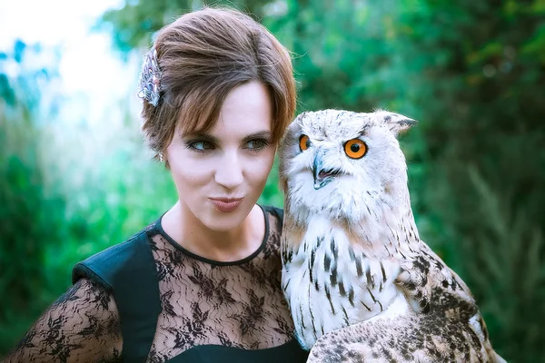 The lady with the eagle owl