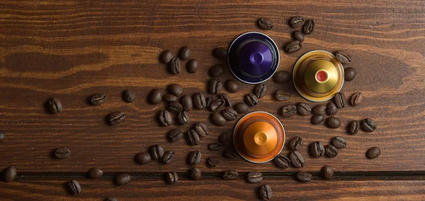 Coffee capsule with coffee beans