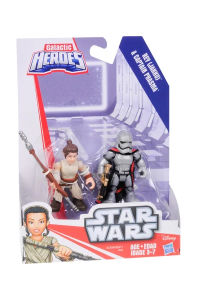 Rey and Captain Phasma Action Figures