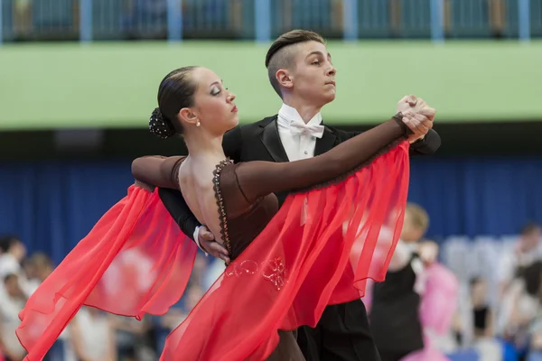 Mironchik Vladislav and Ermakova Olga Perform Youth-2 Standard Program on National Championship of the Republic of Belarus