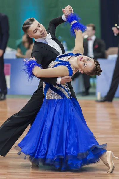 Daniil Shmidt and Alina Gumenyuk Perform Youth-2 Standard Program on National Championship of the Republic of Belarus