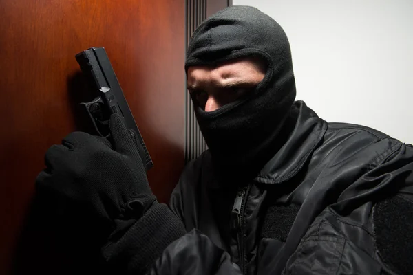 Burglar Breaks Into A Home With Gun