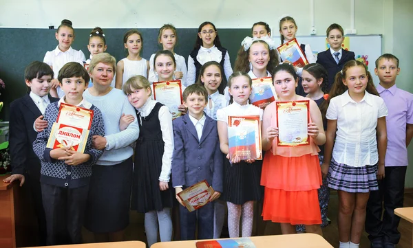 MOSCOW, MAY 26, 2015: Graduation in the primary school in Moscow