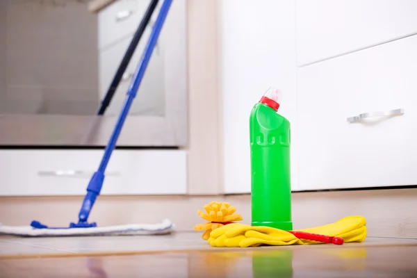 Kitchen cleaning concept