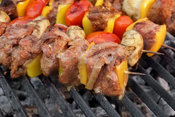 BBQ Beef Shish Kebabs with Peppers, Tomatoes and Mushrooms