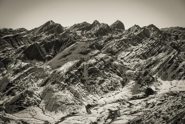Mountain scenery in black and white