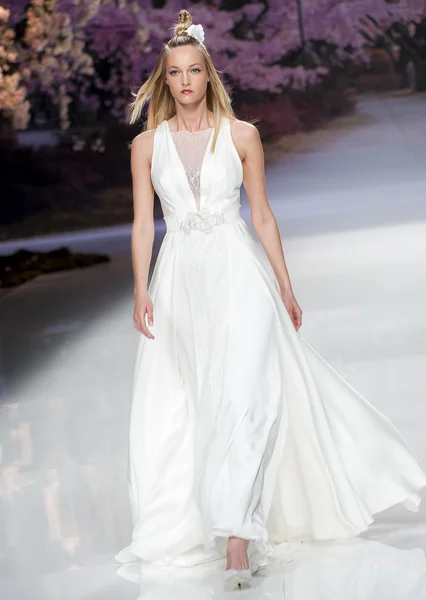 BARCELONA BRIDAL FASHION WEEK - INMACULADA GARCIA CATWALK