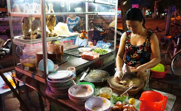 Vietnamese food, duck porridge