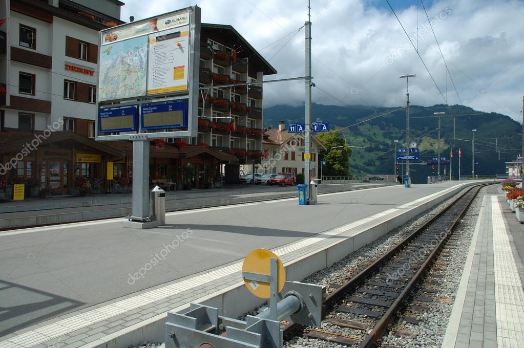 http://ko.depositphotos.com/63757283/stock-photo-railway-station-in-grindelwald-in.html 스위스에서 그린델발트 역 – 스톡 사설전용 사진 © anjjanhetman #63757283