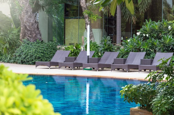 Luxury pool beds
