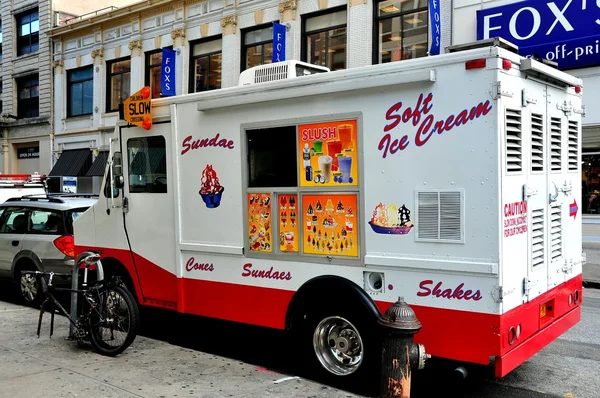 NYC: Soft Ice Cream Truck