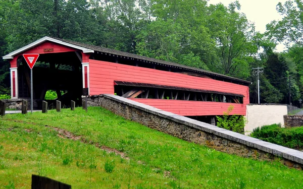 Chadds Ford, Pennsylvania:  Smith Covered Bridge