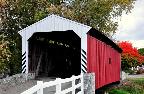 Lancaster, Pennsylvania: Willow Hill Covered Bridge
