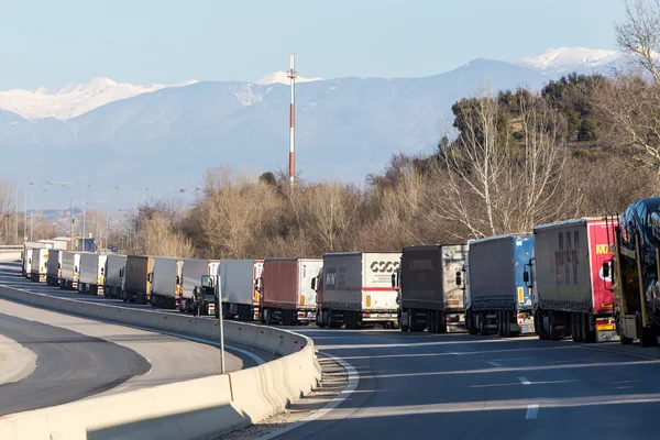 International transport trucks are blocked  from the border cros