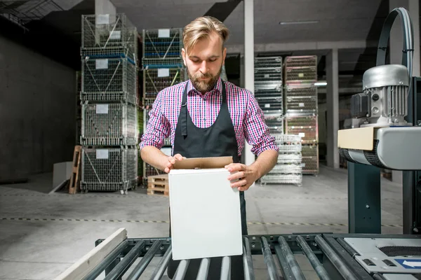 Packer on the packaging line