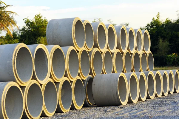 Concrete pipes