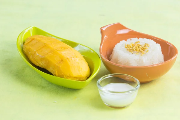 Sticky rice cooked with coconut milk and  mango and smoothies