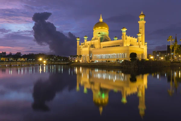 Sultan Omar Ali Saifuddien Mosque in Brunei