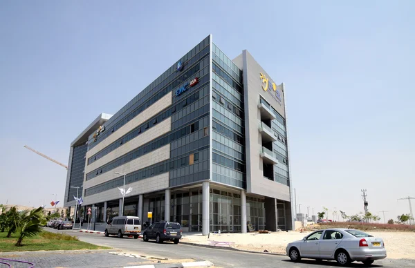 The first building high-tech park  in Be\'er Sheva