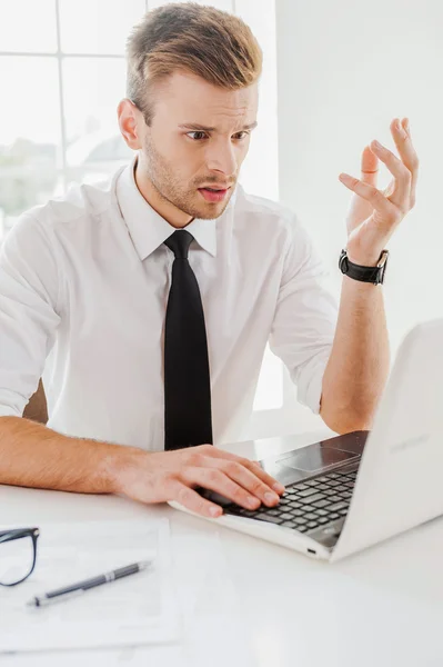 Man can not understand what is happening with his laptop