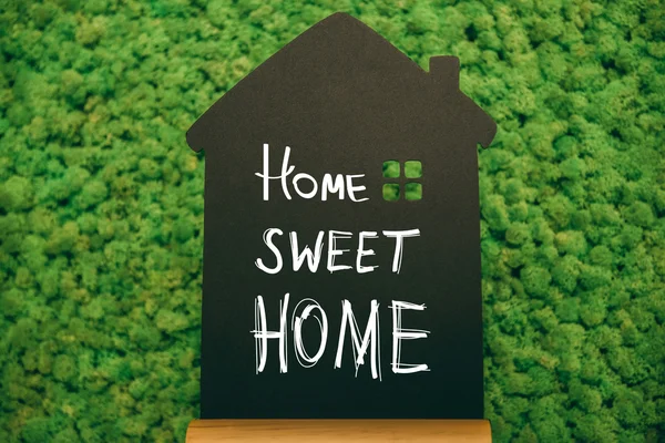 Home sweet home inscription