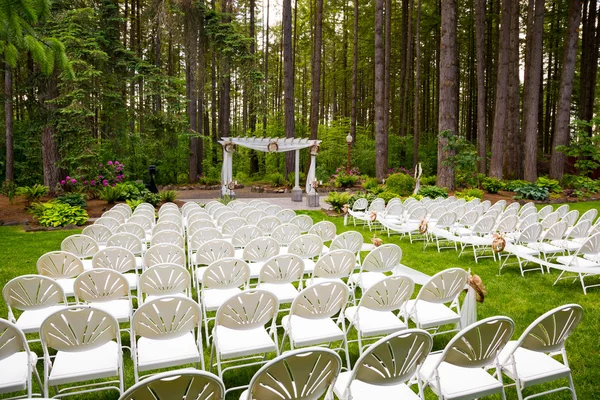 Outdoor Natural Wedding Venue in Oregon