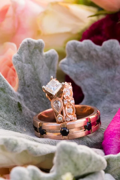 Custom Rose Gold Wedding Rings Jewelry