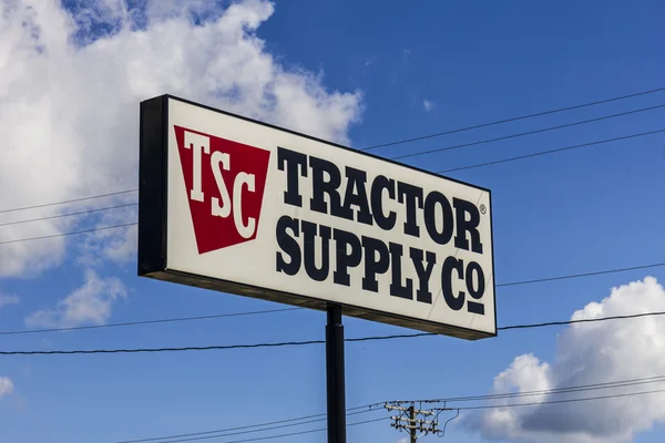 Muncie - Circa September 2016: Tractor Supply Company Retail Location. Tractor Supply is Listed on the NASDAQ under TSCO II