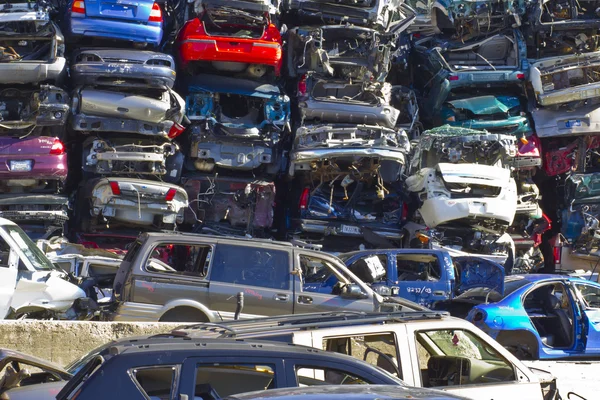 Indianapolis - Circa November 2015 - A Pile of Stacked Junk Cars