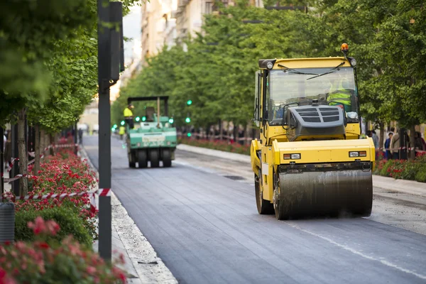 Heavy Vibration roller compactor at asphalt pavement works for r