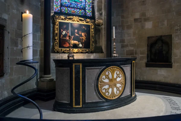 CANTERBURY, KENT/UK - NOVEMBER 12 : Altar in Canterbury Cathedra