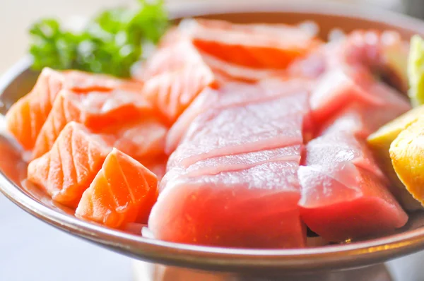 Raw salmon and raw tuna sashimi
