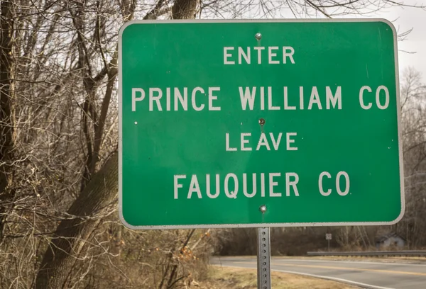 Green road sign in Virginia