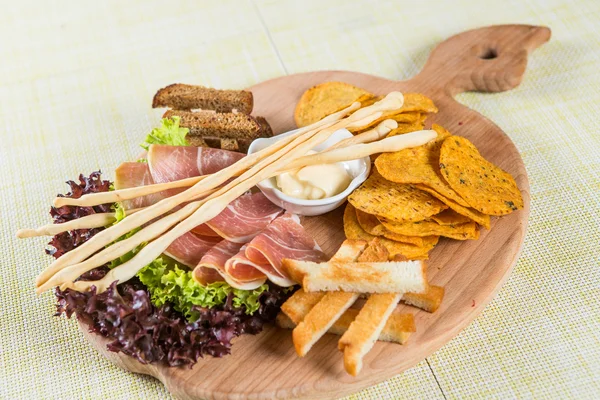 Ham, chips and salad