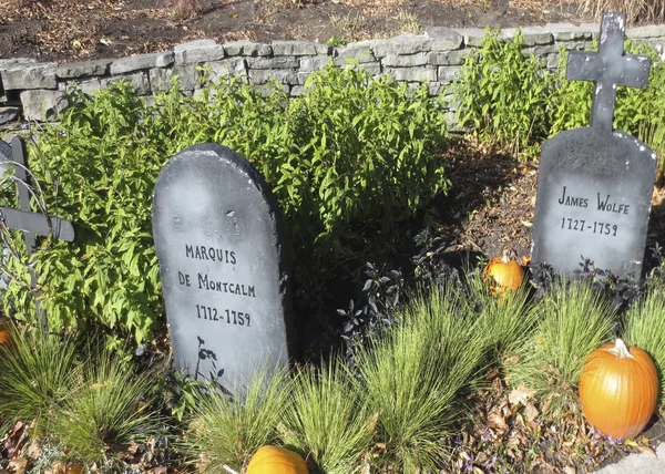 Halloween history setting showing the Marquis de Montcalm and James Wolfe gravestones, the two military people that fought in 1759 in Quebec city