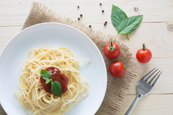 Spaghetti with fresh tomatoes basil italian herbs