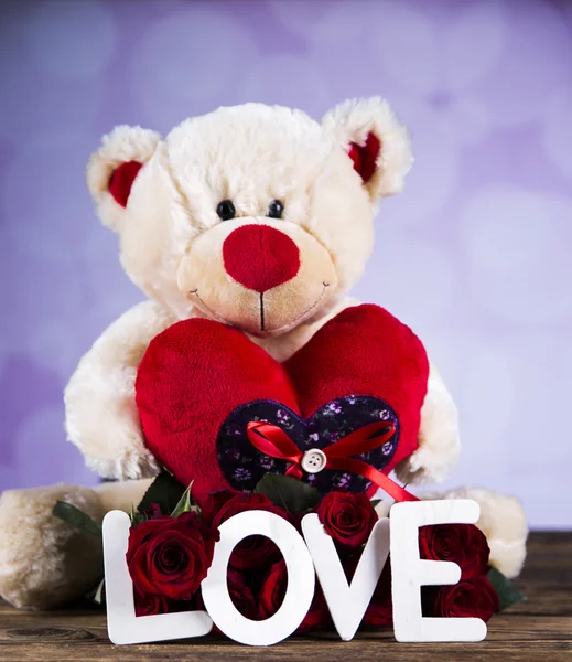 Day of love, Valentine\'s Day, roses and a teddy bear.