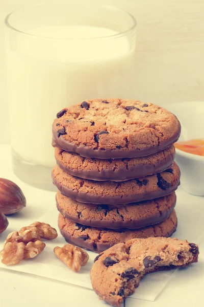 Chocolate Cookies, Milk and Orange Jam