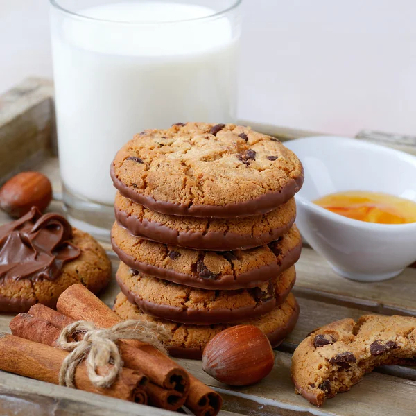 Chocolate Cookies, Milk and Orange Jam