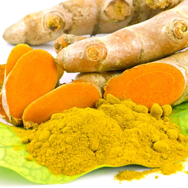 Turmeric (Curcuma longa L.) root and turmeric powder for alternative medicine ,spa products and food ingredient.